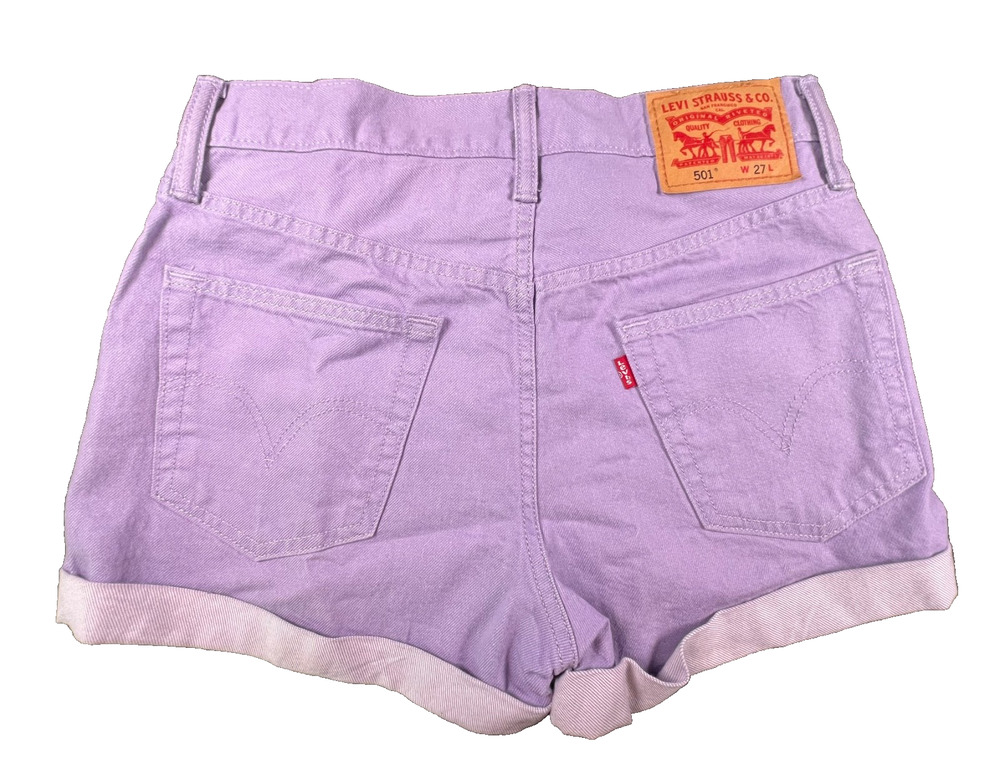 Levi Strauss & Co Cuffed Jean Shorts in Lavender Purple (Women's 27)